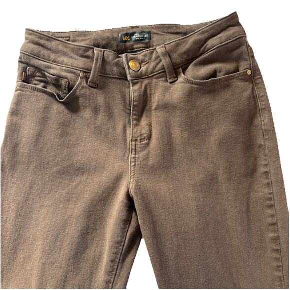 Lee Jeans Women’s Brown 8 Short Regular Fit Straight Leg Mid-Rise Jeans - Picture 5 of 13